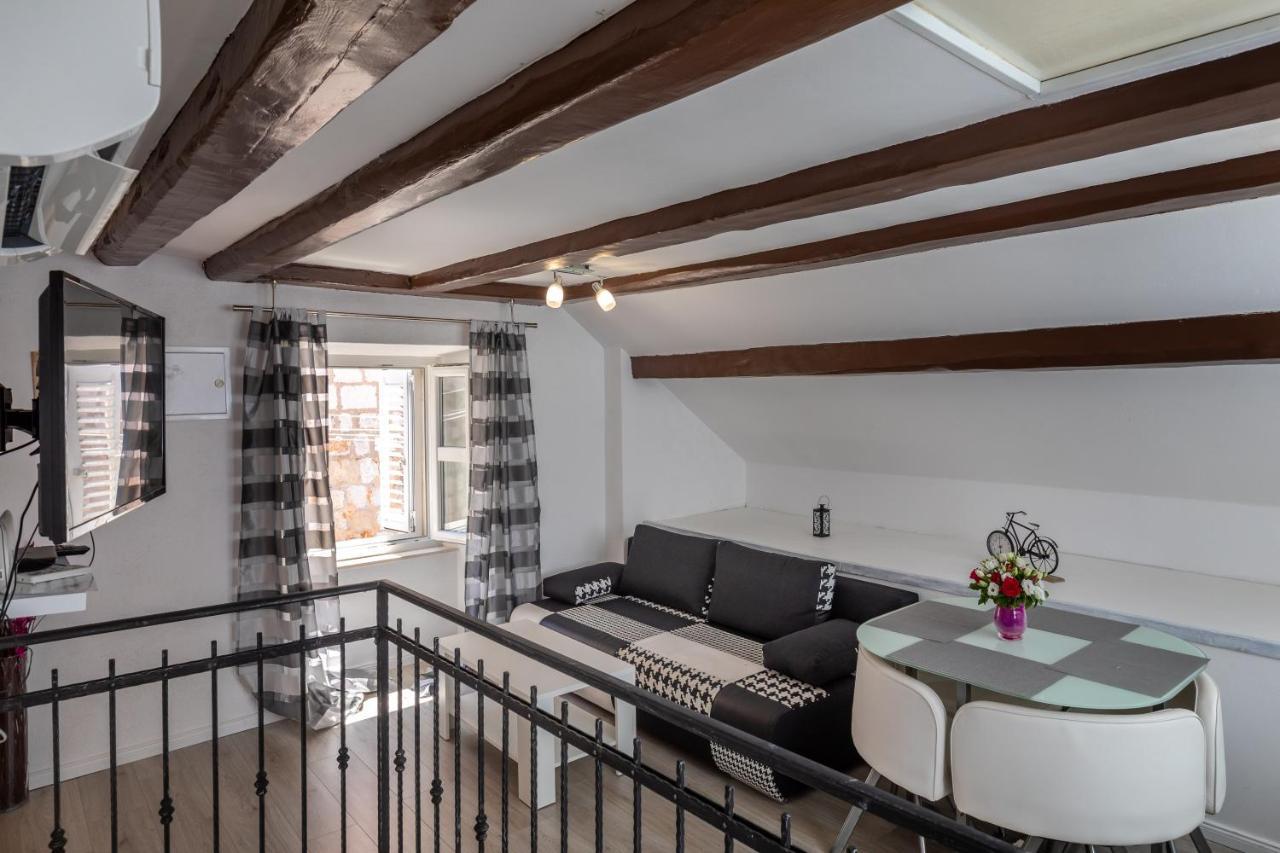 Apartman Old Town Charming Nest
